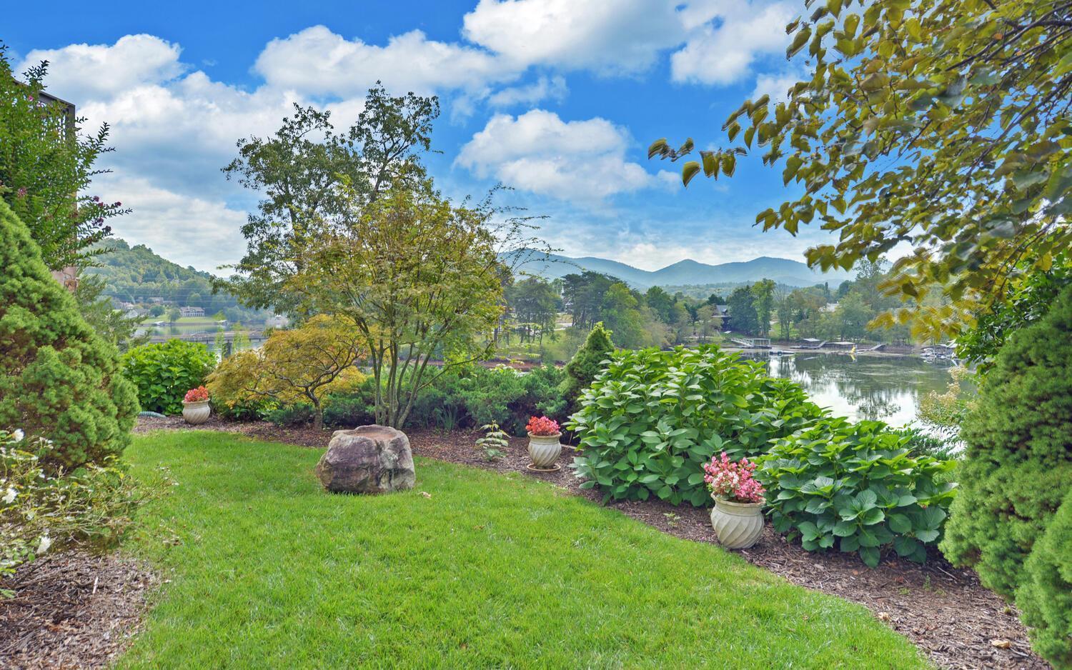 Stonecrest Lodge Lake Front Home With Private Boat Dock Hiawassee Exterior foto