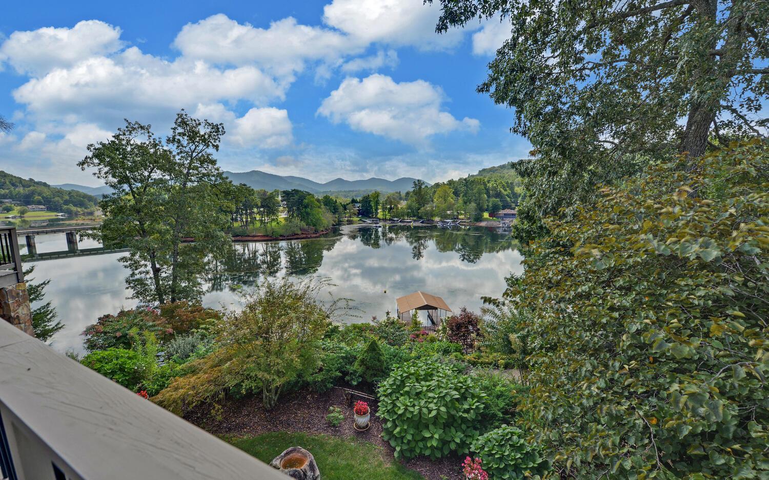 Stonecrest Lodge Lake Front Home With Private Boat Dock Hiawassee Exterior foto